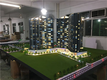Modelli miniatura con luce, corredi della costruzione di Real Estate Maquette del modello di architettura della costruzione